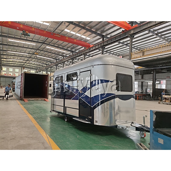 临沂牧民游牧车